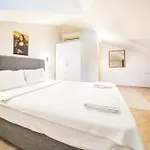 Dedeminn Marina House 교젝
